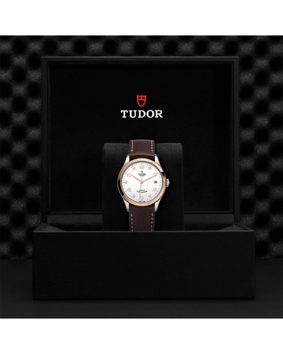 Tudor 1926 36 mm steel case, White diamond-set dial (watches)